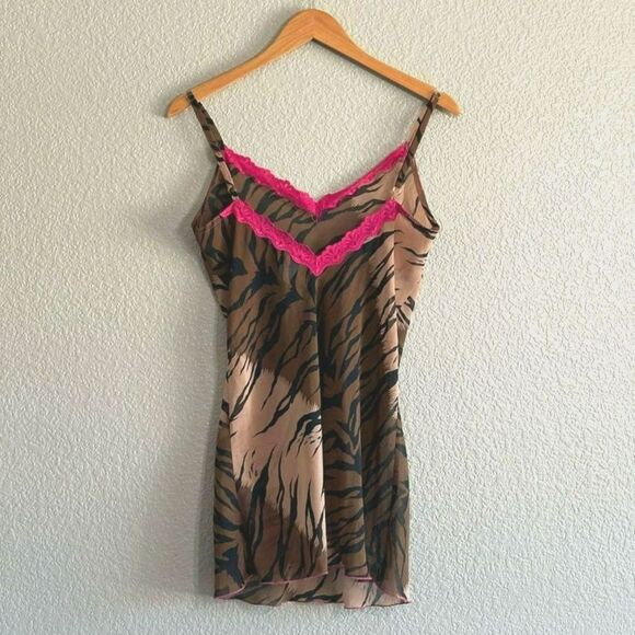 Josie Semi Sheer Slip Dress Tiger Pink Lace Lingerie Night Gown Size Small Mini - Picture 3 of 6